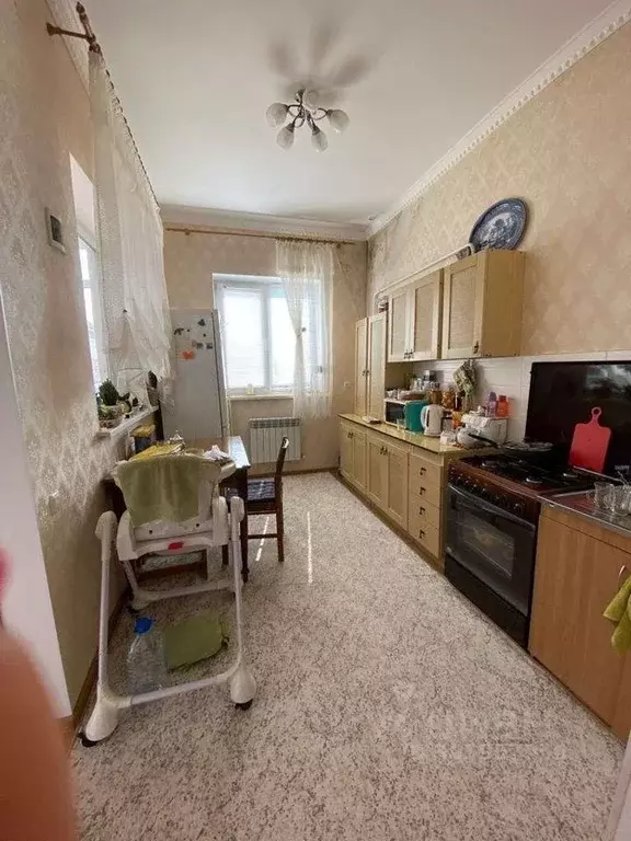 Дом в Крым, Симферополь ул. Абдуль Тейфук, 4 (500 м) - Фото 0