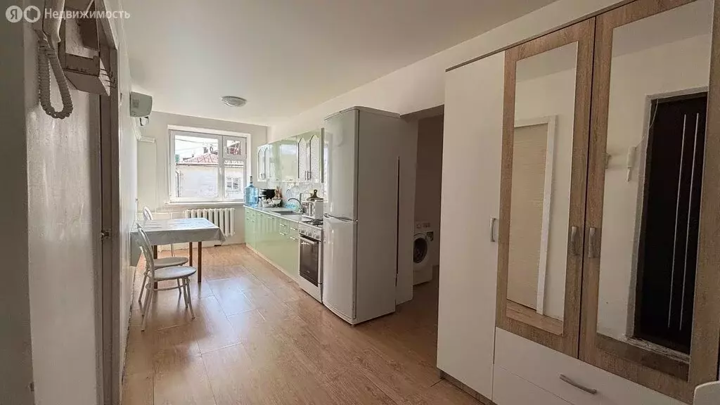 4-комнатная квартира: Якутск, улица Чиряева, 6 (71 м) - Фото 2