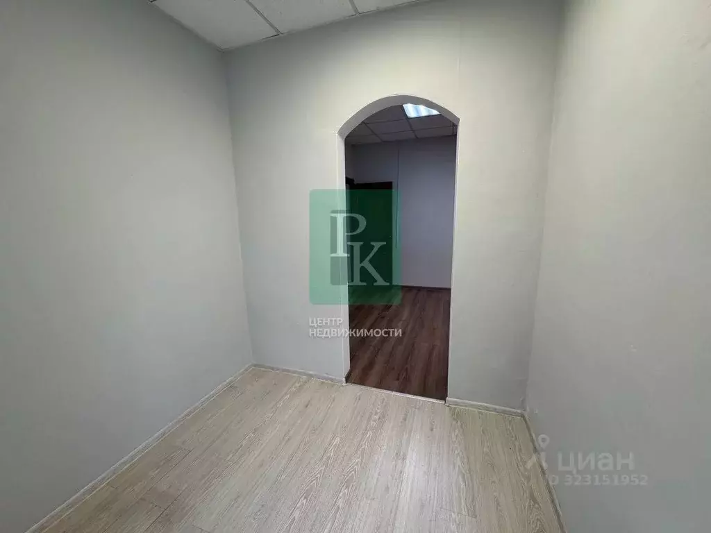 Помещение свободного назначения в Севастополь просп. Генерала ... - Фото 2