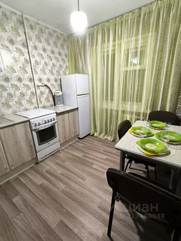 2-к кв. Омская область, Омск ул. 33-я Северная, 142 (45.0 м) - Фото 1