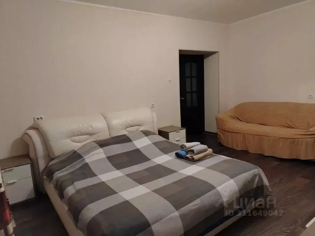 2-к кв. Архангельская область, Архангельск просп. Ломоносова, 83 (75.0 ... - Фото 2