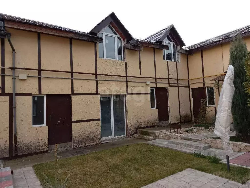 Дом в Энгельсский район, Красноярское муниципальное образование, село ... - Фото 1