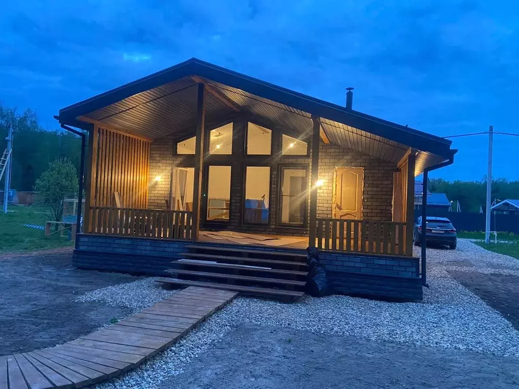 Дом в Московская область, Волоколамский муниципальный округ, Цветочные ... - Фото 0