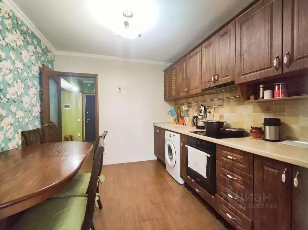 2-к кв. Крым, Алушта ул. Юбилейная, 38 (60.8 м) - Фото 2