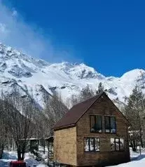 Дом в Кабардино-Балкария, Эльбрусский район, с. Терскол  (72 м) - Фото 0