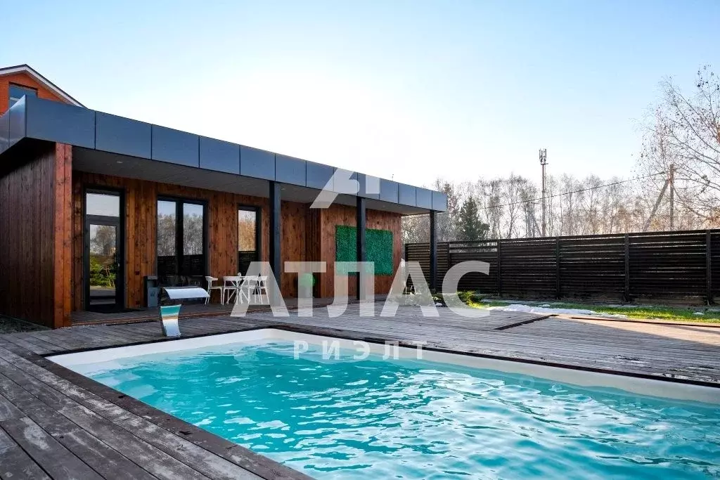 Коттедж в Омская область, Омск ул. И.П. Сальцына, 22 (496 м) - Фото 2