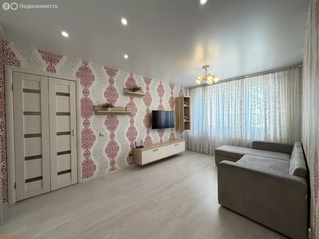 1-комнатная квартира: Киров, улица Ивана Попова, 64 (32.6 м) - Фото 1