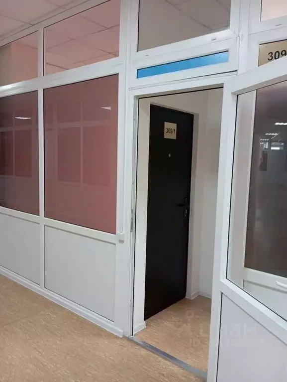 Офис в Свердловская область, Екатеринбург ул. Титова, 19А (24 м) - Фото 2