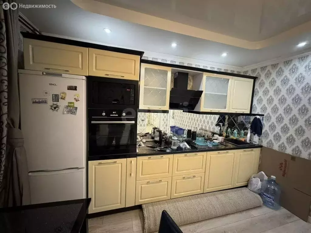 Квартира-студия: Челябинск, улица Братьев Кашириных, 131А (41.6 м) - Фото 2