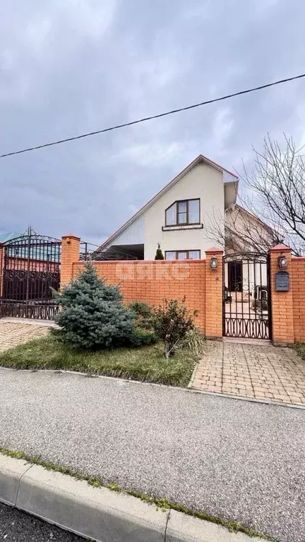 Дом в Краснодарский край, Кореновск ул. Приозерная, 2 (117 м) - Фото 1