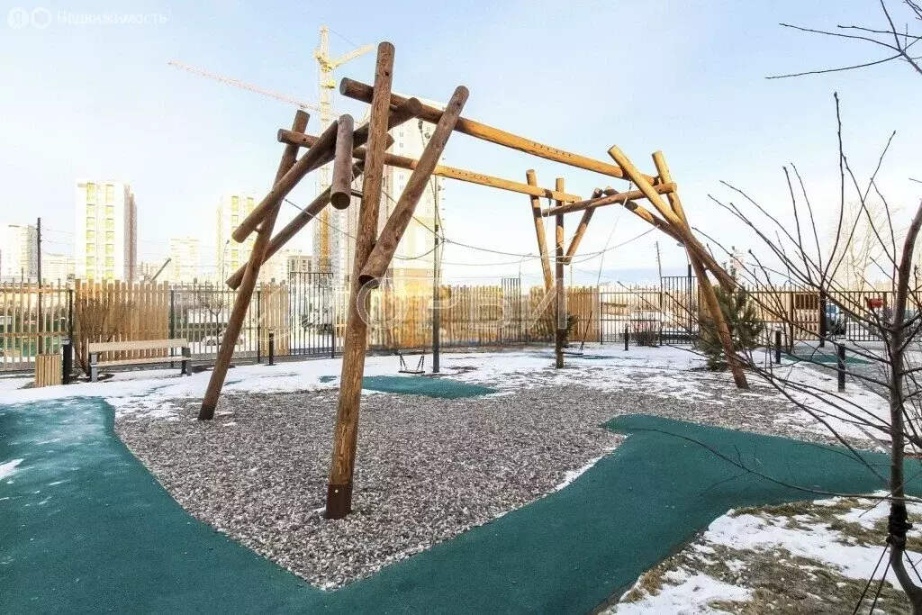 3-комнатная квартира: Тюмень, улица Ю.-Р.Г. Эрвье, 38 (85.4 м) - Фото 2