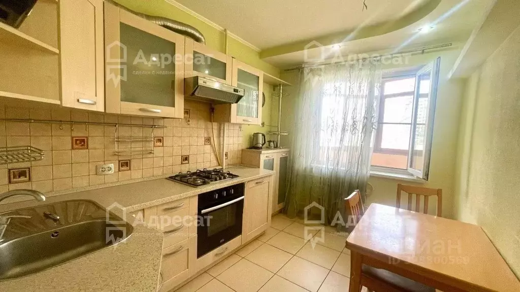 3-к кв. Волгоградская область, Волгоград ул. Рихарда Зорге, 49 (66.2 ... - Фото 2