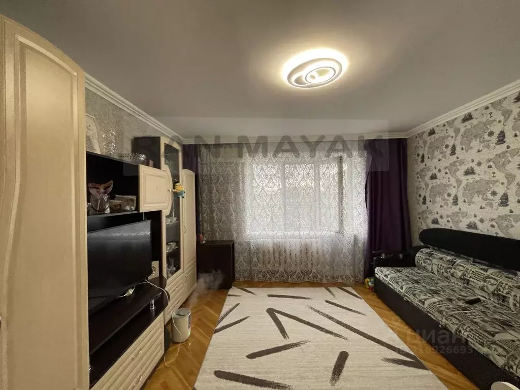 2-к кв. Адыгея, Майкоп ул. Чкалова, 80 (48.0 м) - Фото 0