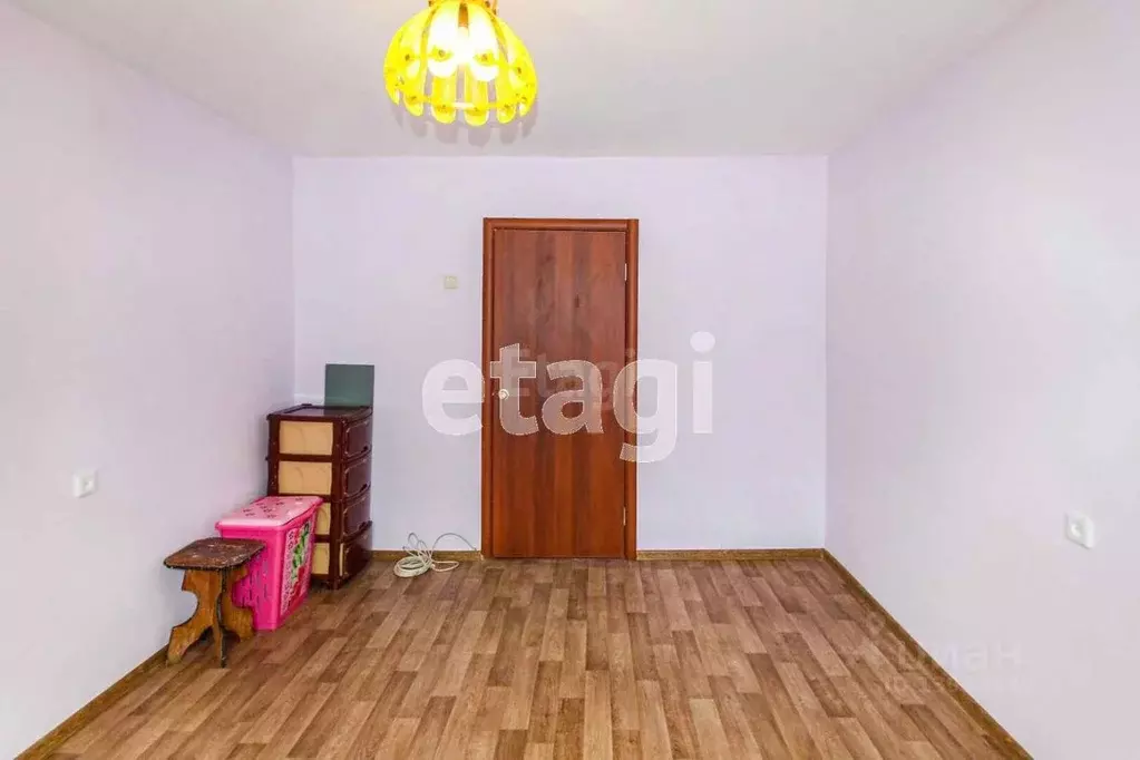 Комната Тюменская область, Тюмень ул. Республики, 210 (12.7 м) - Фото 1