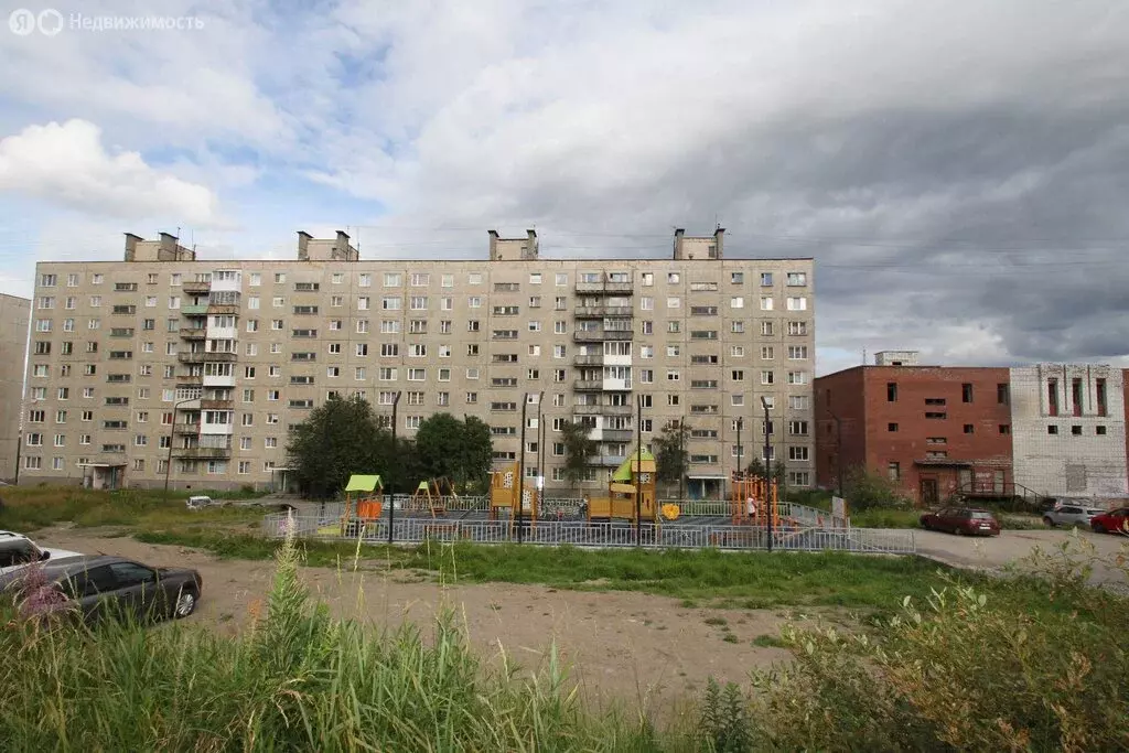 2-комнатная квартира: Североморск, улица Гаджиева, 9 (42.9 м) - Фото 1