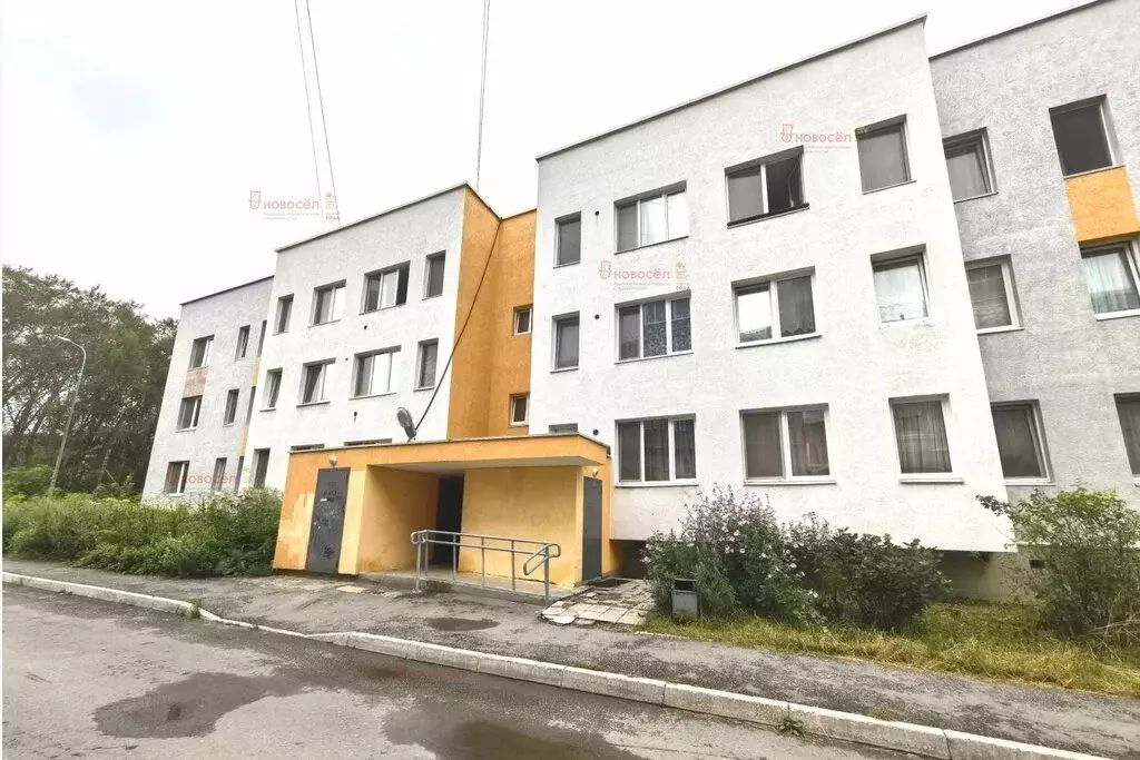 Квартира-студия: Первоуральск, микрорайон Динас, улица Кирова, 3к3 (32 ... - Фото 1