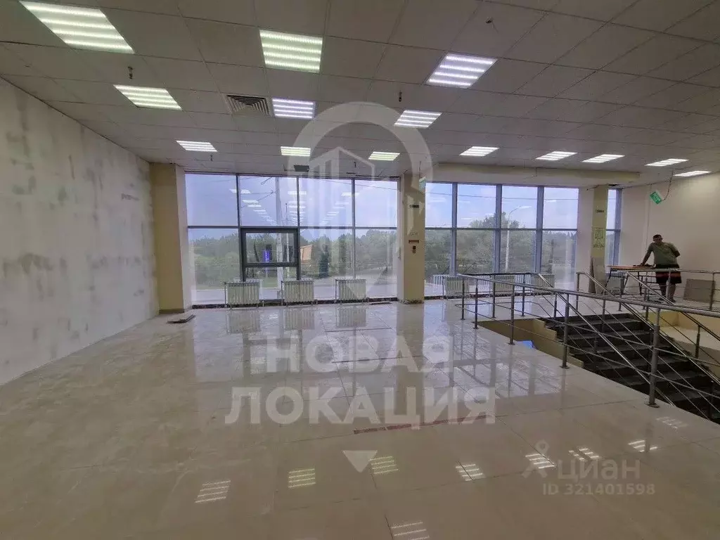 Торговая площадь в Омская область, Омск ул. Красный Путь, 141к1 (208 ... - Фото 2