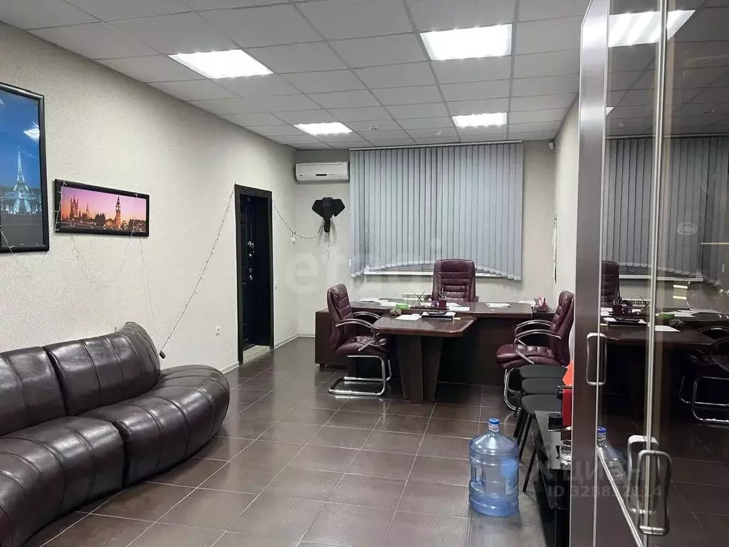 Офис в Астраханская область, Астрахань Моздокская ул., 27 (698 м) - Фото 1