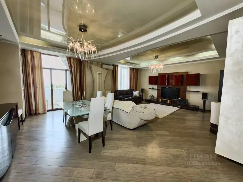 3-к кв. Севастополь ул. Ефремова, 13Б (142.1 м) - Фото 1