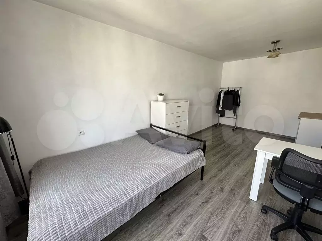 Комната 18 м в 2-к., 5/5 эт. - Фото 1