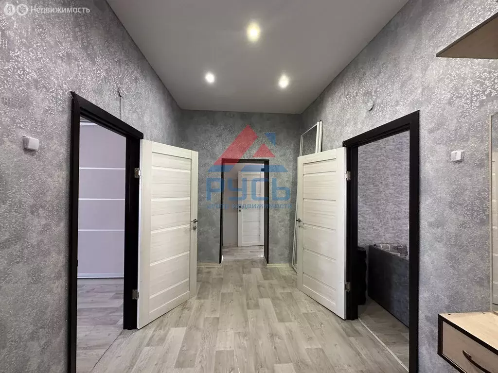 3-комнатная квартира: Челябинская область, Коркинский муниципальный ... - Фото 1