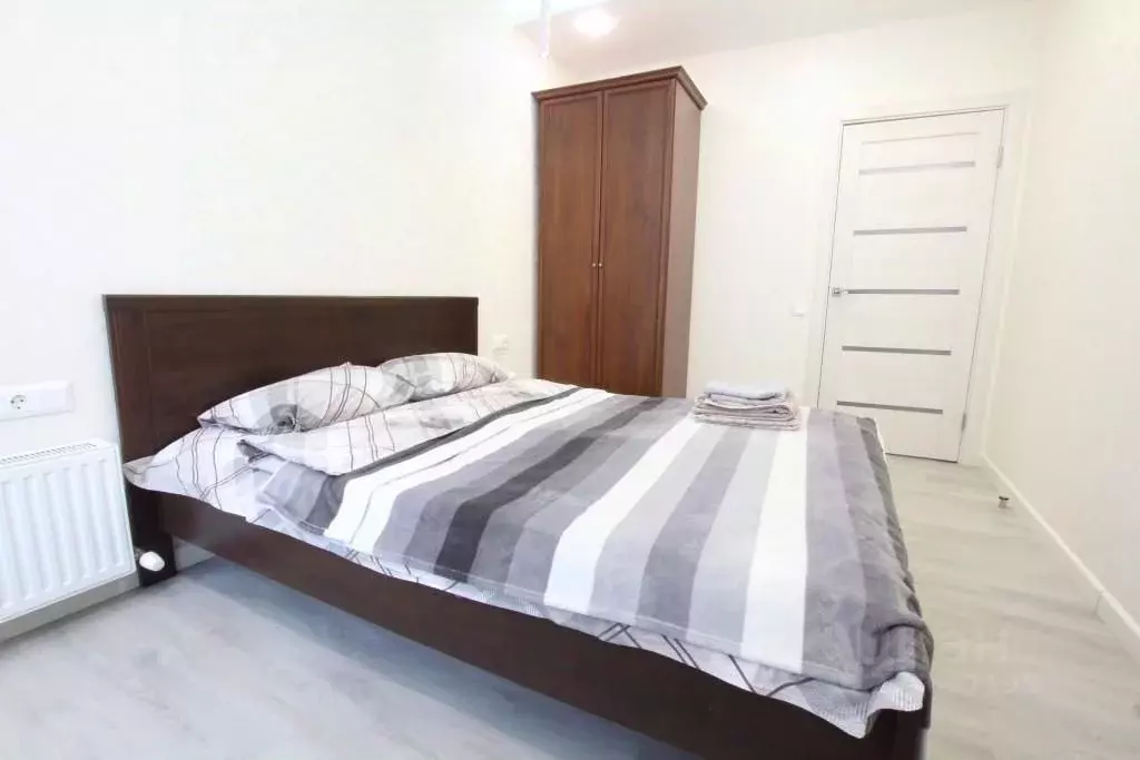 2-к кв. Татарстан, Казань ул. Разведчика Ахмерова, 5 (65.0 м) - Фото 0