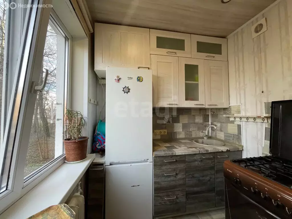 2-комнатная квартира: посёлок городского типа Некрасовский, Заводская ... - Фото 1