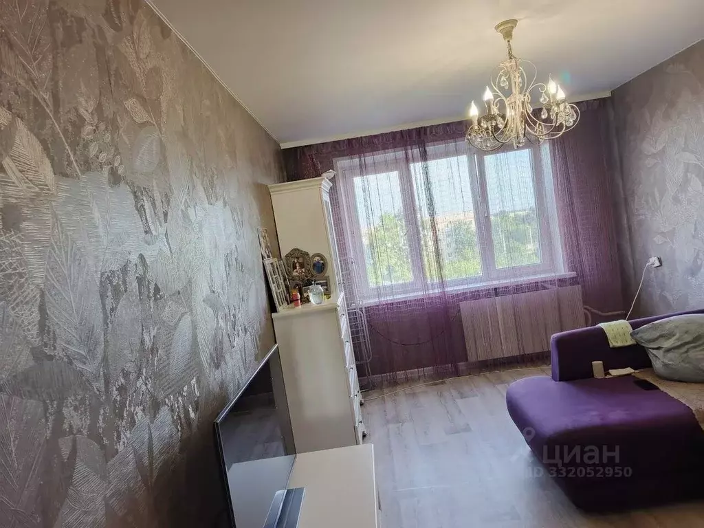 2-к кв. Хакасия, Черногорск Красноярская ул., 91А (44.6 м) - Фото 1