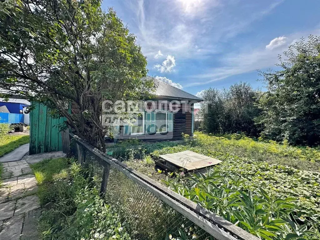 Дом в Кемеровская область, Ленинск-Кузнецкий Партизанская ул., 9 (62 ... - Фото 1