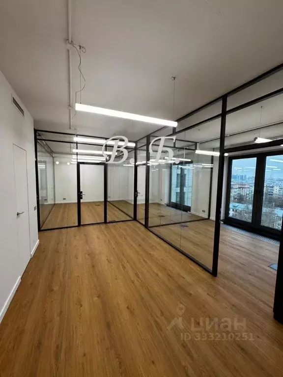 Офис в Москва Большая Садовая ул., 5к1 (140 м) - Фото 1