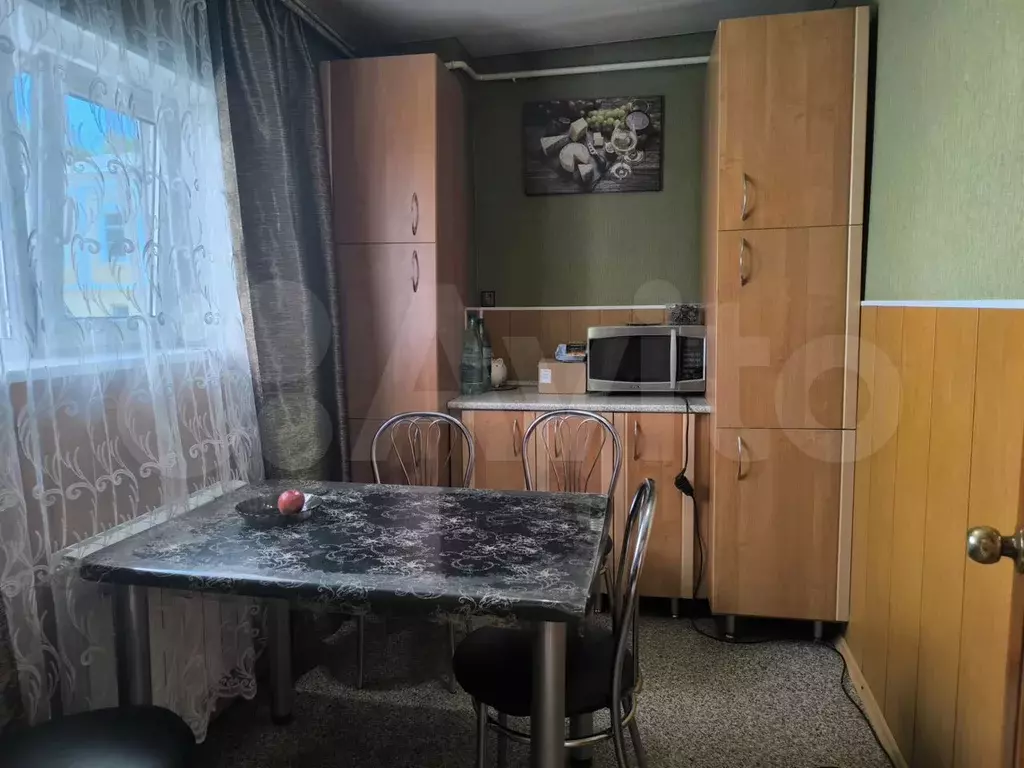 3-к. квартира, 56 м, 1/1 эт. - Фото 0
