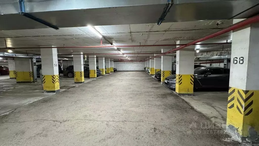 Гараж в Свердловская область, Екатеринбург ул. Красноармейская, 37 (16 ... - Фото 1