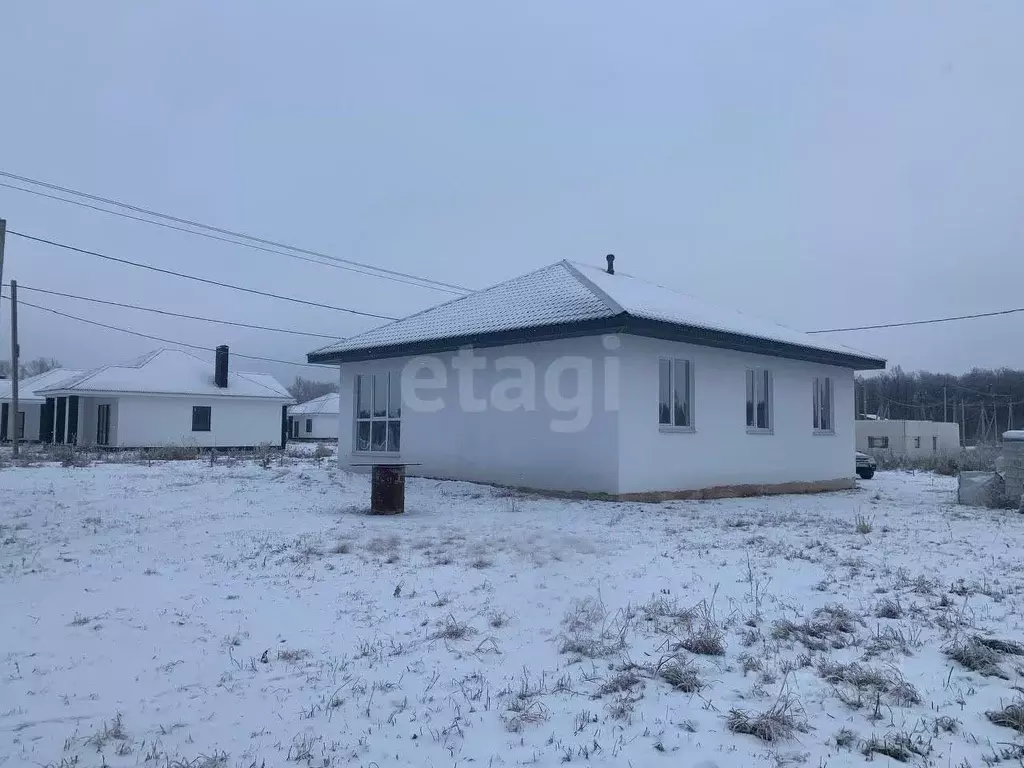 Дом в Башкортостан, Иглинский район, Акбердинский сельсовет ул. ... - Фото 2