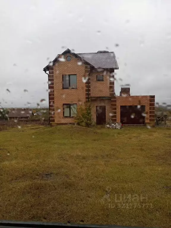 Дом в Белгородская область, Белгородский район, Никольское с/пос, с. ... - Фото 1