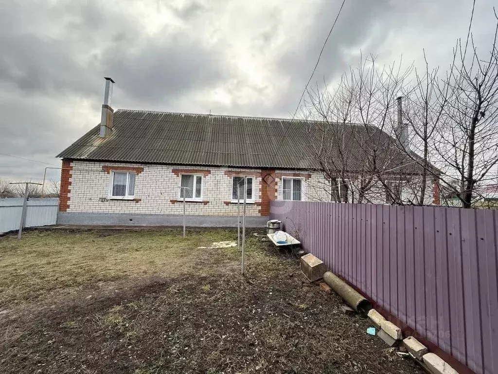 Дом в Воронежская область, с. Верхняя Хава ул. Тимирязева, 14 (98 м) - Фото 1
