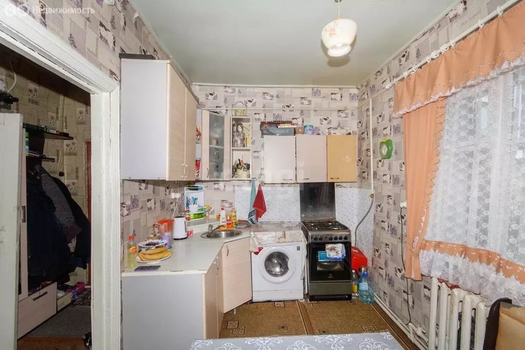 3-комнатная квартира: село Новолокти, улица В. Гультяева, 10 (53 м) - Фото 1