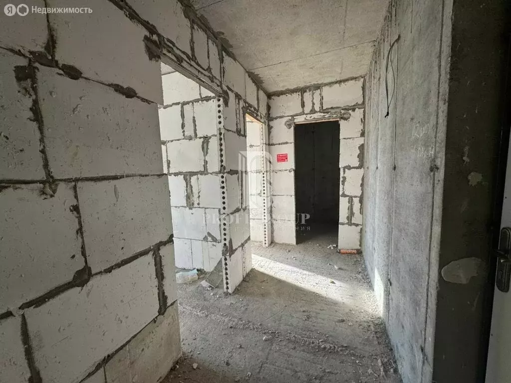 1-комнатная квартира: Махачкала, улица Азизова, 38 (52 м) - Фото 2