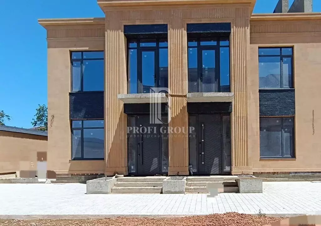 Таунхаус в Дагестан, Каспийск Махачкалинский пер., 5 (195 м) - Фото 1