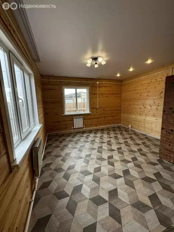 Дом в Иволгинский район, сельское поселение Гурульбинское, село ... - Фото 1