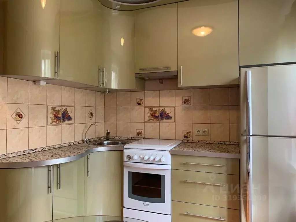 1-к кв. Москва ул. Усиевича, 25К3 (32.0 м) - Фото 0