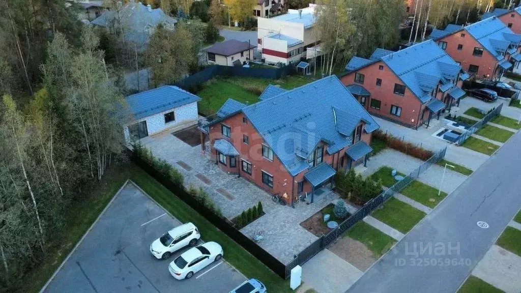 Таунхаус в Ленинградская область, Всеволожский район, д. Юкки ул. ... - Фото 1