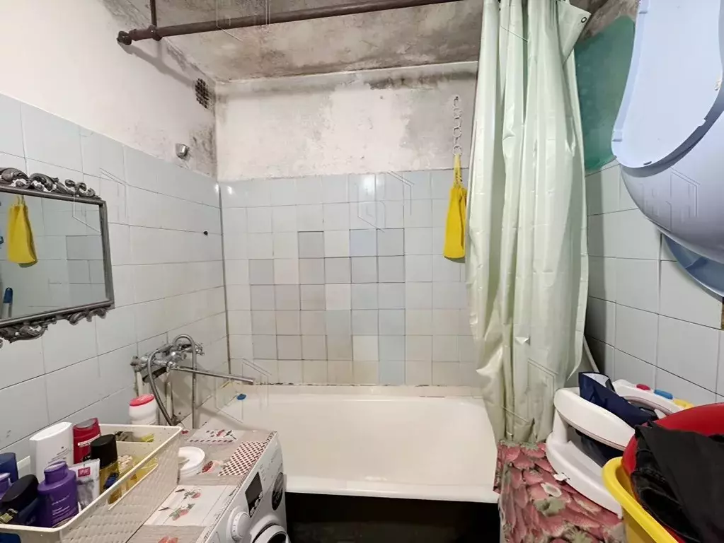 Комната Свердловская область, Екатеринбург ул. 40-летия Комсомола, ... - Фото 0