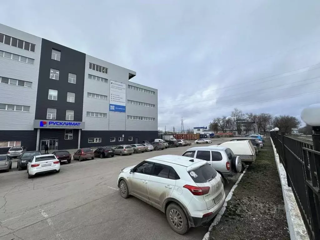 Торговая площадь в Самарская область, Самара ул. Дзержинского, 52к2 ... - Фото 1