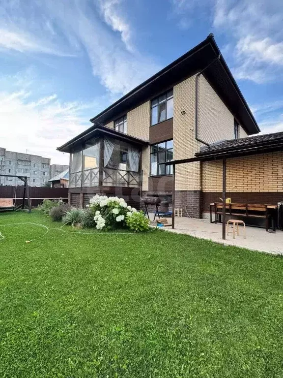 Дом в Марий Эл, Йошкар-Ола ул. Серафимовича, 25 (235 м) - Фото 1