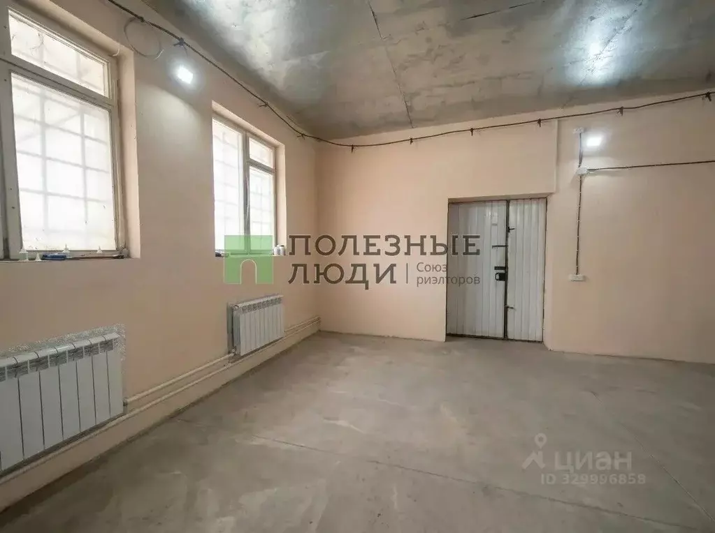 Склад в Астраханская область, Астрахань Бакинская ул. (50 м) - Фото 1