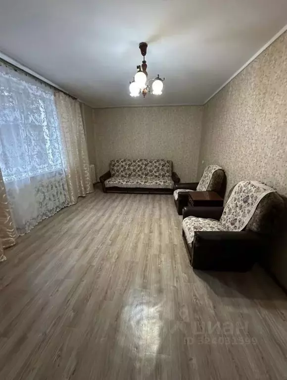 2-к кв. Крым, Феодосия ул. Челнокова, 62 (62.0 м) - Фото 1