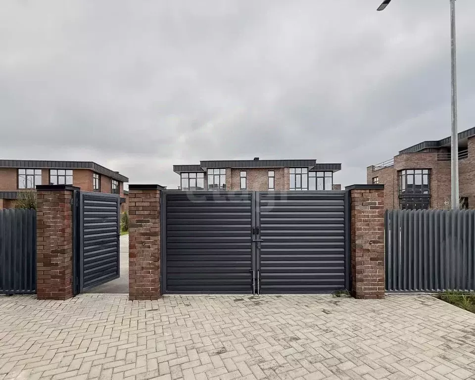 Дом в Крым, Симферопольский район, Перовское с/пос, с. Дубки ул. ... - Фото 2