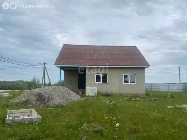 Дом в Челябинская область, село Аргаяш (120 м) - Фото 0