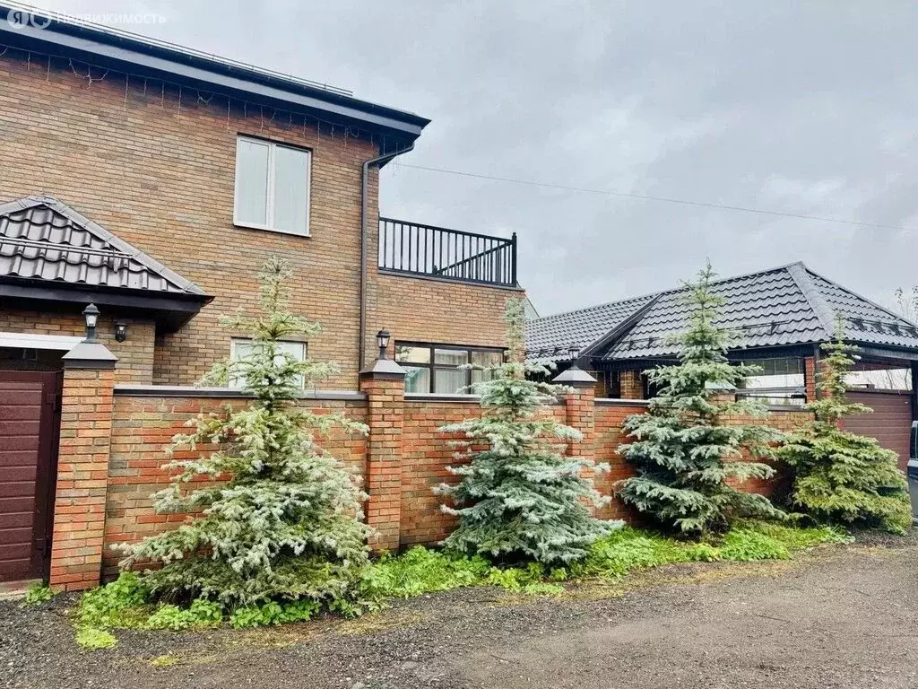 Дом в село Столбище, улица 8 Марта, 13 (249 м) - Фото 1