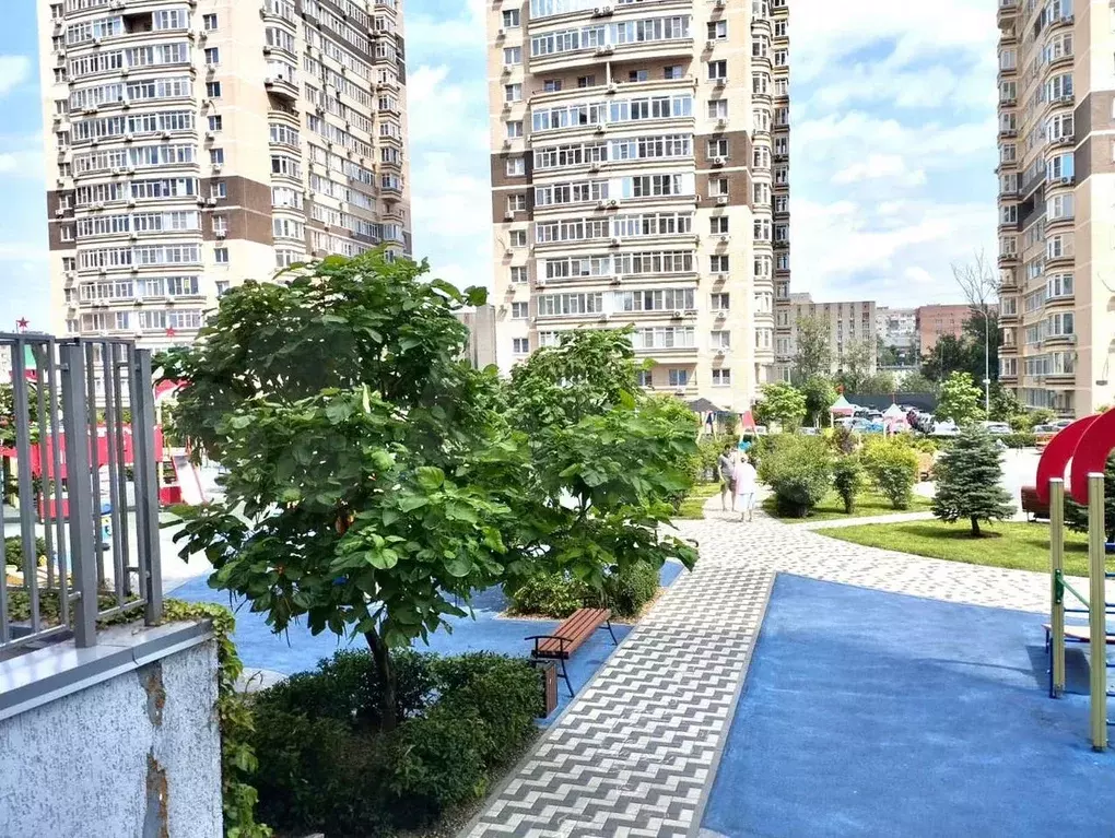 2-к. квартира, 55 м, 23/25 эт. - Фото 1